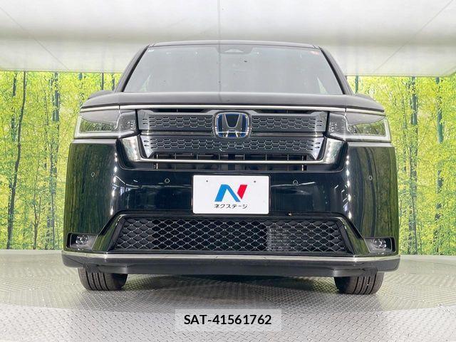 Honda STEP WGN 2025-11 7225539-14