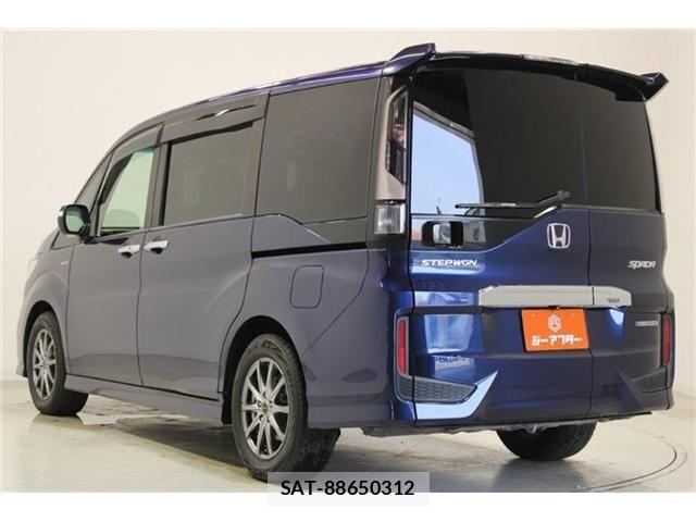 Honda STEP WGN 2017-10 7225528-9
