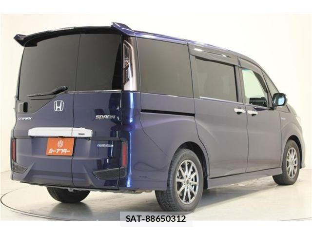 Honda STEP WGN 2017-10 7225528-11