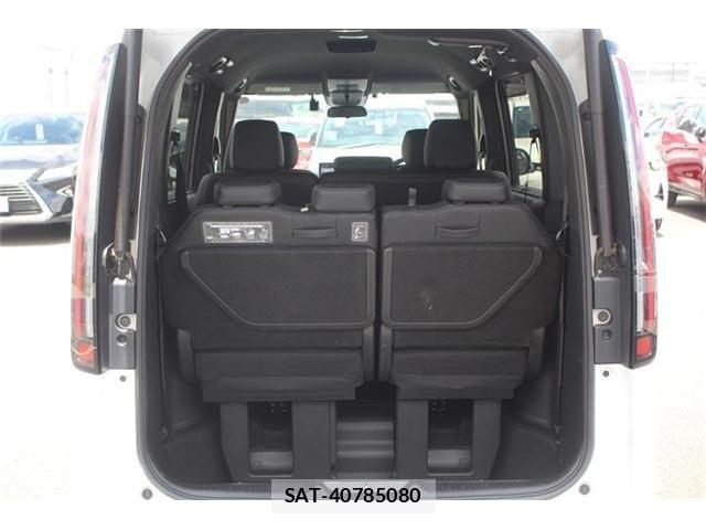 Honda STEP WGN 2022-08 7225532-28