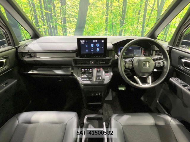 Honda STEP WGN 2024-04 7225537-1