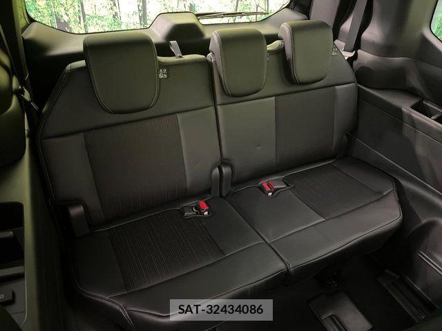 Honda STEP WGN 2025-11 7225541-9