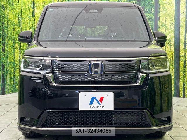 Honda STEP WGN 2025-11 7225541-13