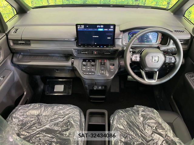 Honda STEP WGN 2025-11 7225541-1