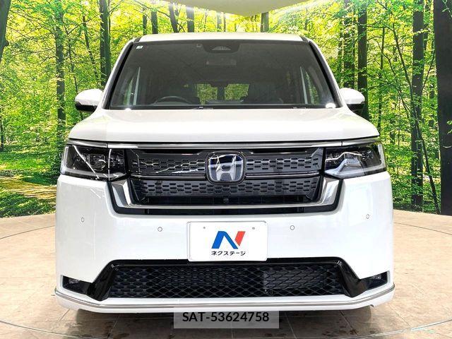 Honda STEP WGN 2025-06 7225538-14