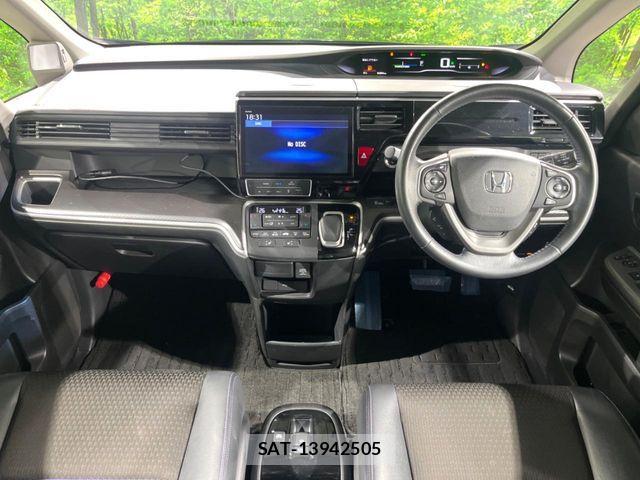 Honda STEP WGN 2021-03 7252428-1