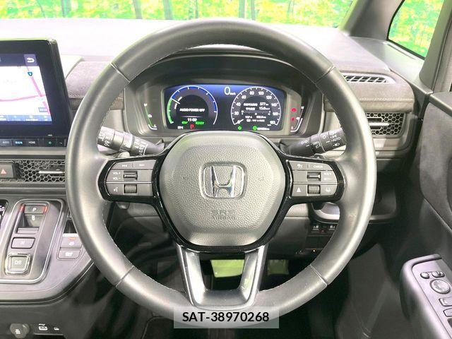 Honda STEP WGN 2023-11 7252423-13