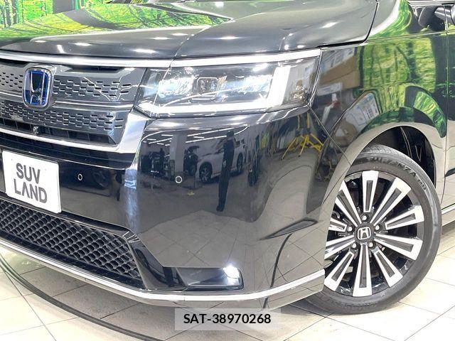 Honda STEP WGN 2023-11 7252423-14