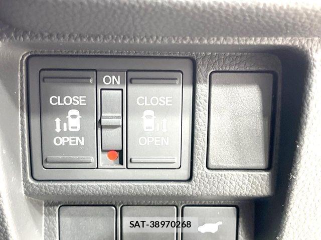 Honda STEP WGN 2023-11 7252423-6