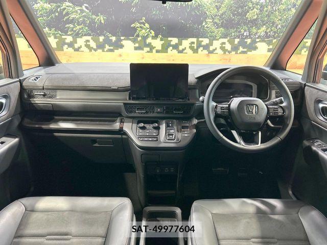 Honda STEP WGN 2024-02 7252424-1