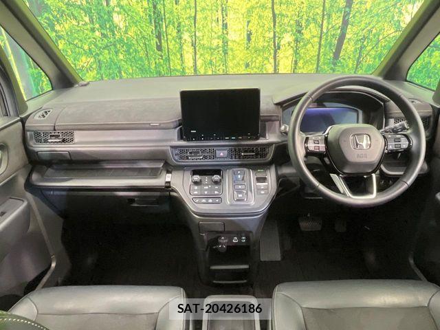 Honda STEP WGN 2024-02 7252425-1