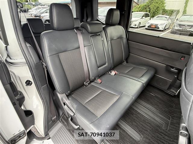 Honda STEP WGN 2023-12 7273012-15