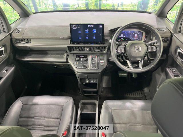 Honda STEP WGN 2022-06 7273009-1
