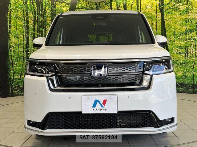 Honda STEP WGN 2023-11 7330305-13