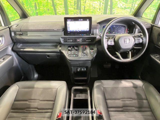 Honda STEP WGN 2023-11 7330305-1