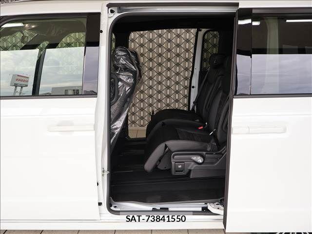 Honda STEP WGN 2026-04 7330301-15