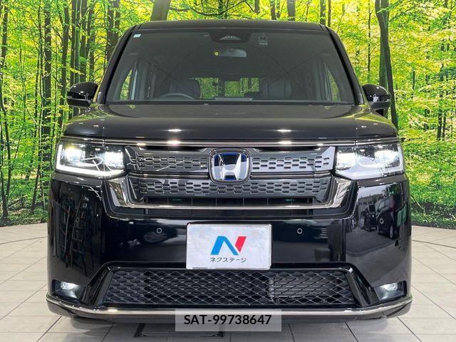 Honda STEP WGN 2023-12 7359964-14