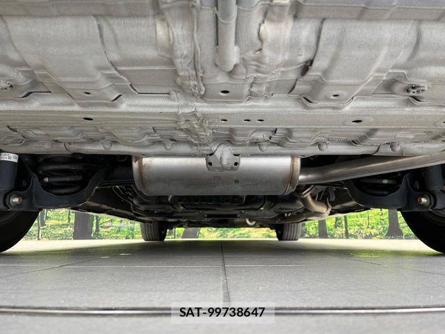 Honda STEP WGN 2023-12 7359964-18