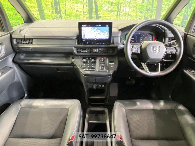 Honda STEP WGN 2023-12 7359964-1