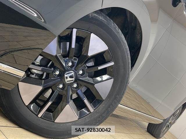 Honda STEP WGN 2024-03 7359963-18