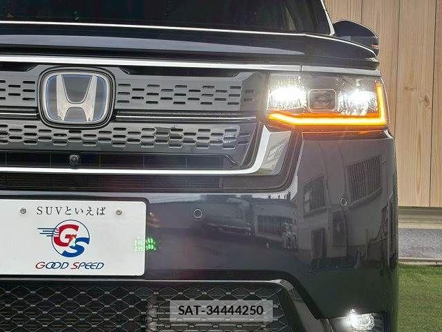 Honda STEP WGN 2024-04 7359960-17