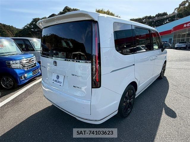 Honda STEP WGN 2026-02 7359957-5
