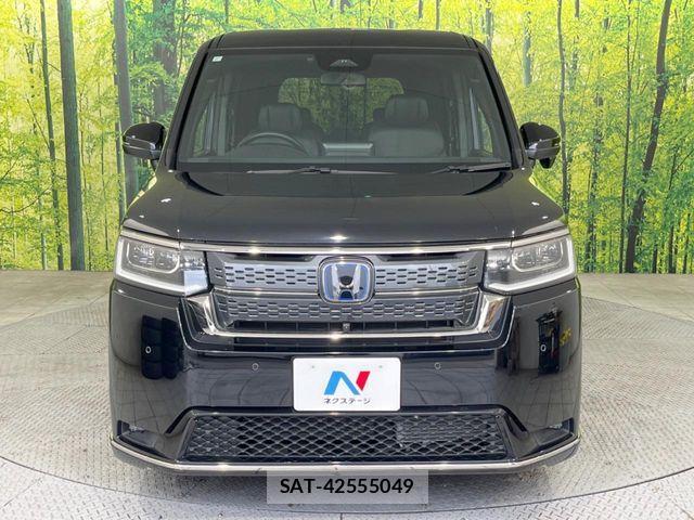 Honda STEP WGN 2023-07 7394279-14