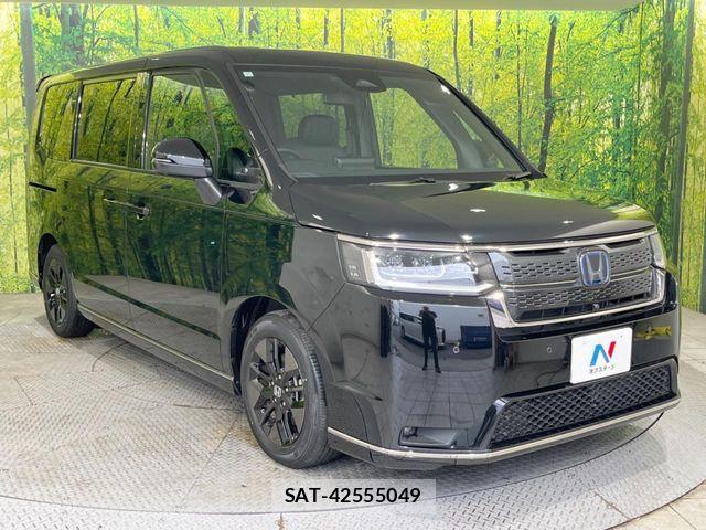 Honda STEP WGN 2023-07 7394279-16