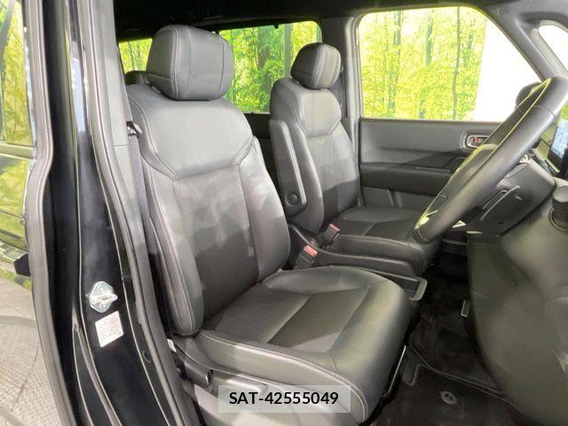 Honda STEP WGN 2023-07 7394279-7