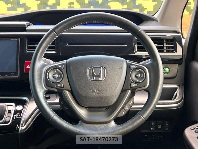 Honda STEP WGN 2017-11 7394284-11