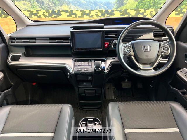 Honda STEP WGN 2017-11 7394284-1