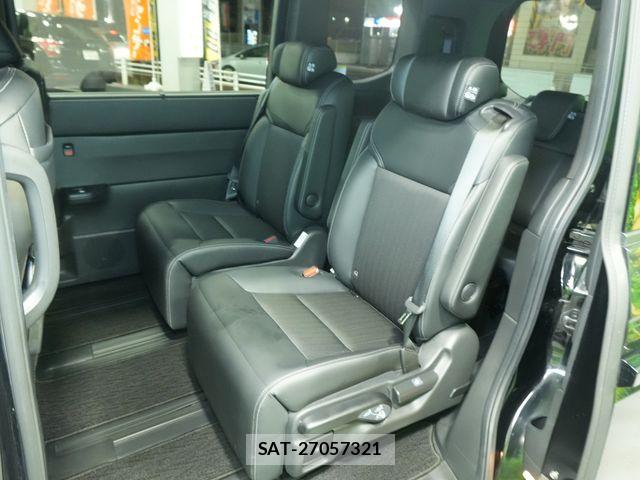 Honda STEP WGN 2024-02 7394282-26