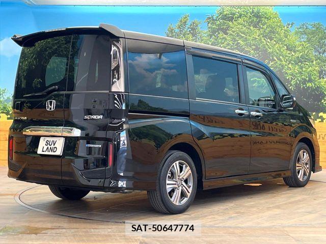 Honda STEP WGN 2018-03 7394285-16