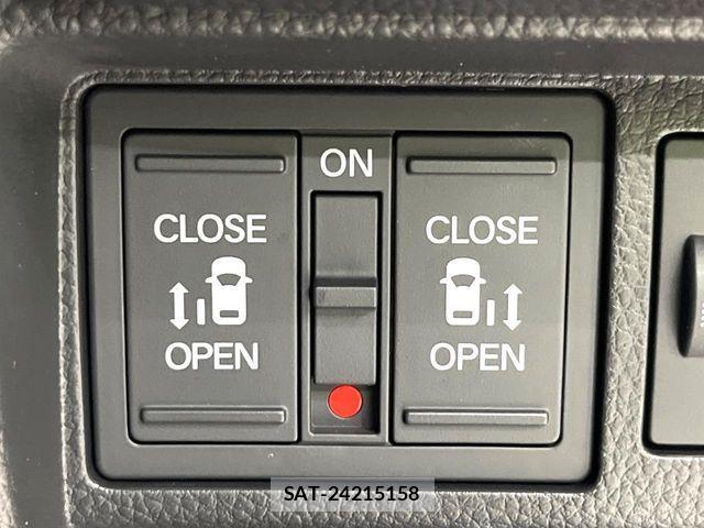Honda STEP WGN 2023-07 7394281-4