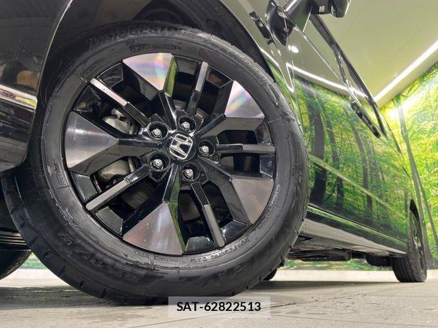 Honda STEP WGN 2023-01 7394280-13