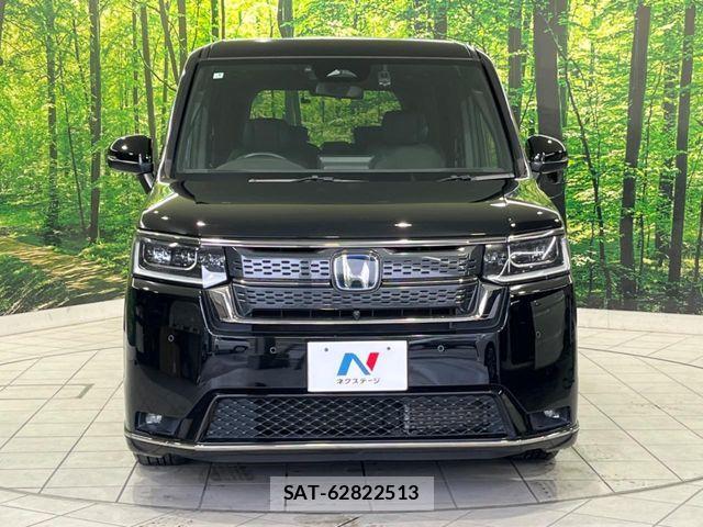 Honda STEP WGN 2023-01 7394280-14