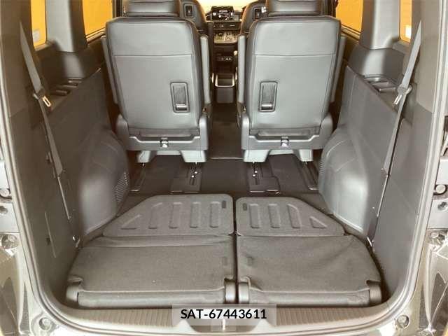 Honda STEP WGN 2026-02 7458084-16