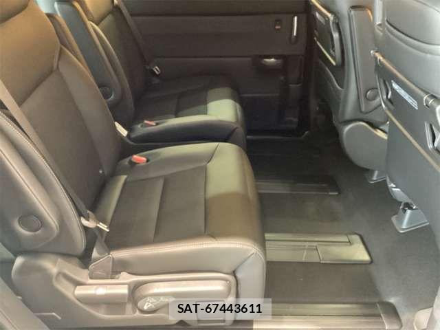Honda STEP WGN 2026-02 7458084-19