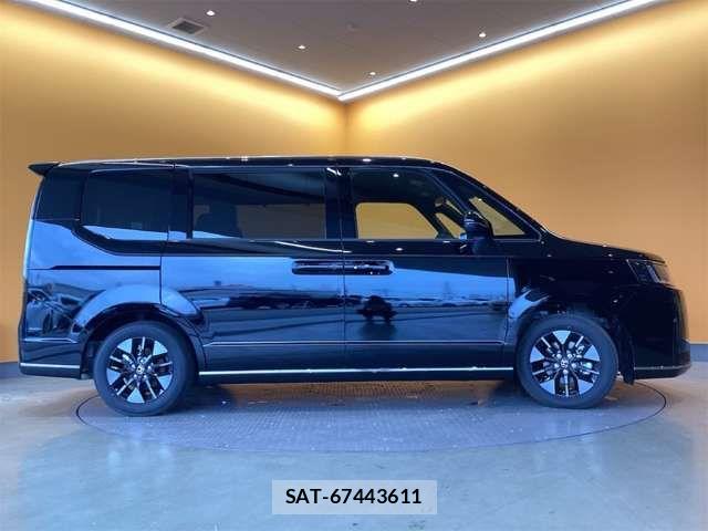 Honda STEP WGN 2026-02 7458084-6