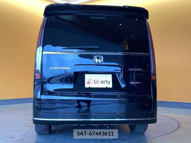 Honda STEP WGN 2026-02 7458084-8