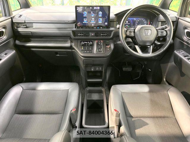 Honda STEP WGN 2024-02 7458089-1