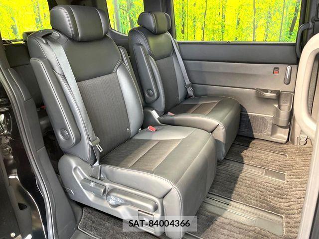 Honda STEP WGN 2024-02 7458089-8