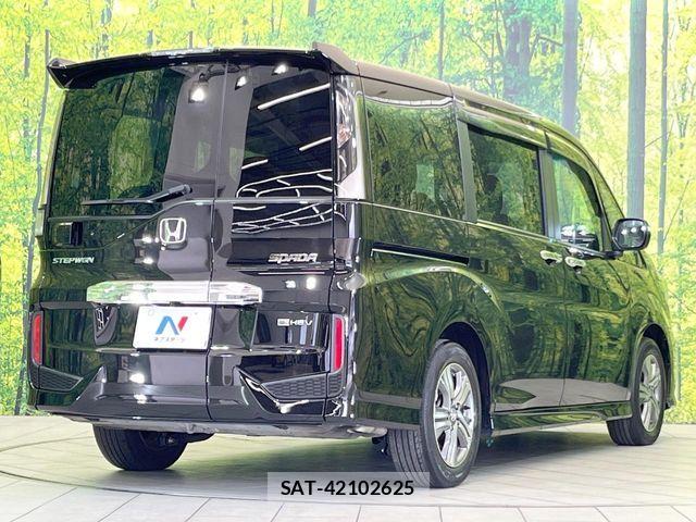 Honda STEP WGN 2021-12 7458092-16