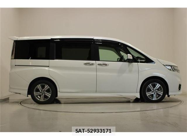 Honda STEP WGN 2021-07 7458095-12