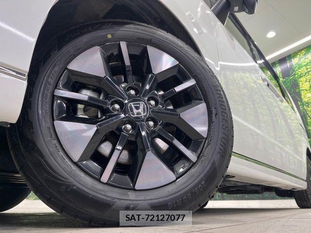 Honda STEP WGN 2023-09 7458090-13