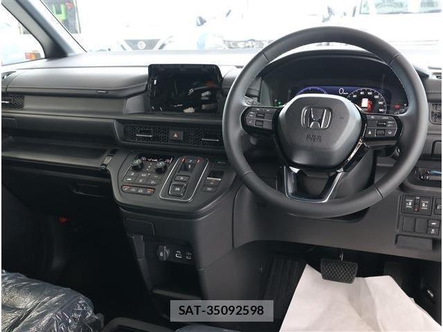 Honda STEP WGN 2026-01 7503025-1
