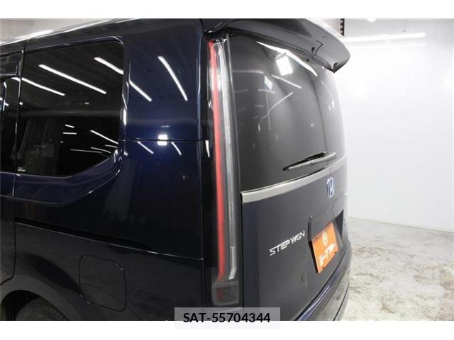Honda STEP WGN 2023-07 7510144-17