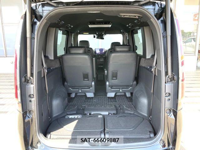 Honda STEP WGN 2022-08 7510139-11