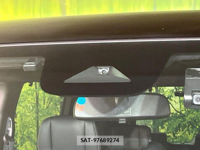 Honda STEP WGN 2022-12 7562905-4