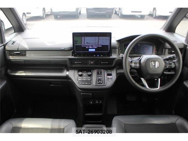 Honda STEP WGN 2023-09 7562906-21